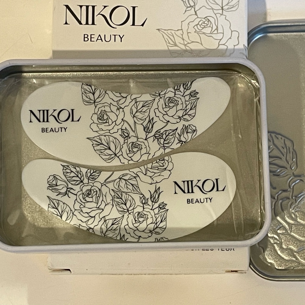 Nikol Beauty THESE BAGS ARE DESIGNER-EYE MASK Reusable Under Eye Masks Skincare - Picture 5 of 7
